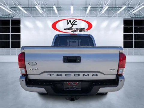 More photos of 2017 Toyota Tacoma TRD Off Road at Woody Folsom CDJR of Douglas, GA