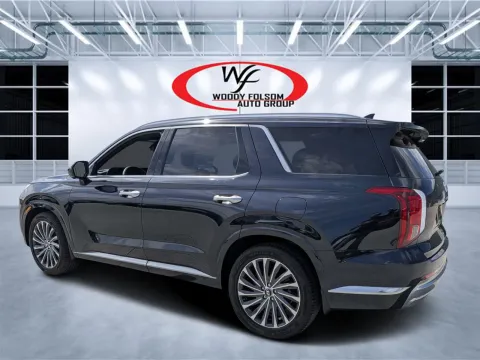 More photos of 2024 Hyundai Palisade Calligraphy at Woody Folsom CDJR of Douglas, GA