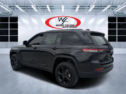 More photos of 2025 Jeep Grand Cherokee Altitude X at Woody Folsom CDJR of Douglas, GA
