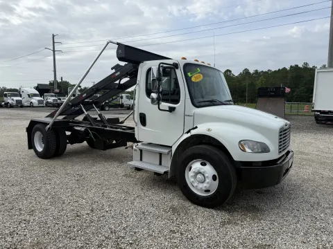 Another view of 2018 Freightliner M2 106 for sale in Sanford, FL at DeBary Truck Sales