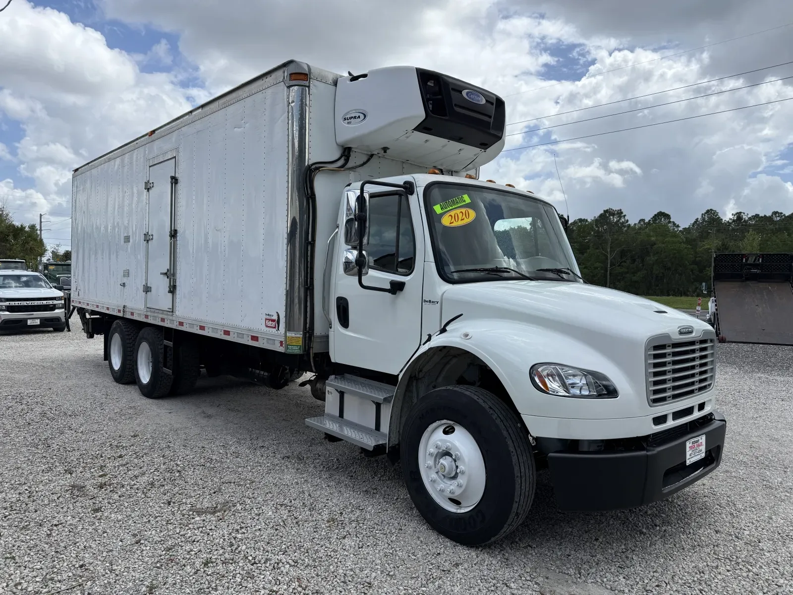 2020 Freightliner M2 106