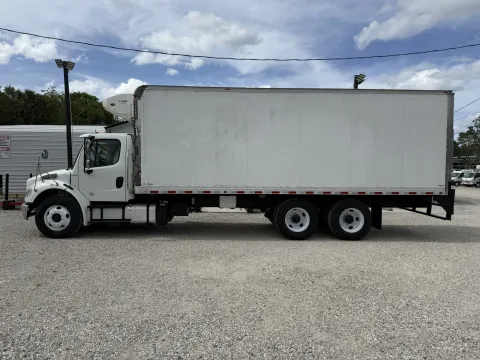 More photos of 2019 Freightliner M2 106 at DeBary Truck Sales, FL