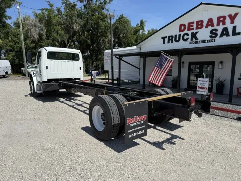 More photos of 2021 Freightliner M2 106 at DeBary Truck Sales, FL