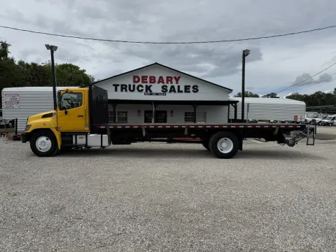 More photos of 2020 Hino 338 at DeBary Truck Sales, FL