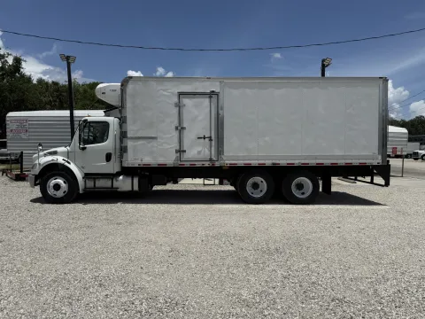 More photos of 2019 Freightliner M2 106 at DeBary Truck Sales, FL