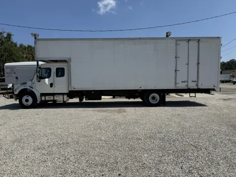 More photos of 2020 Freightliner M2 106 at DeBary Truck Sales, FL