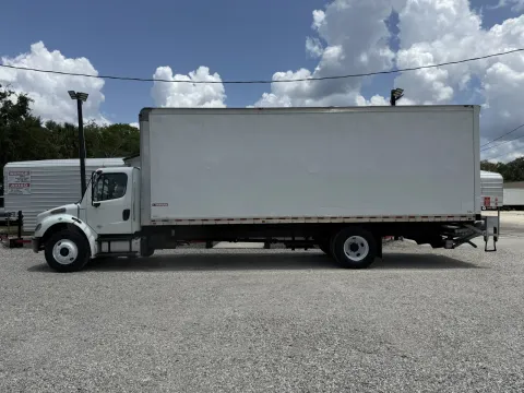 More photos of 2019 Freightliner M2 106 at DeBary Truck Sales, FL