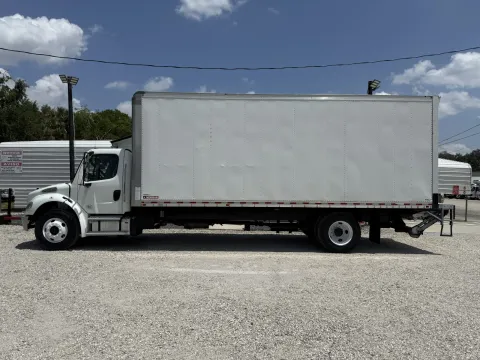 More photos of 2021 Freightliner M2 106 at DeBary Truck Sales, FL
