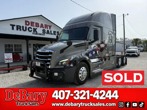 Beige 2022 Freightliner Cascadia 126 for sale in Sanford, FL