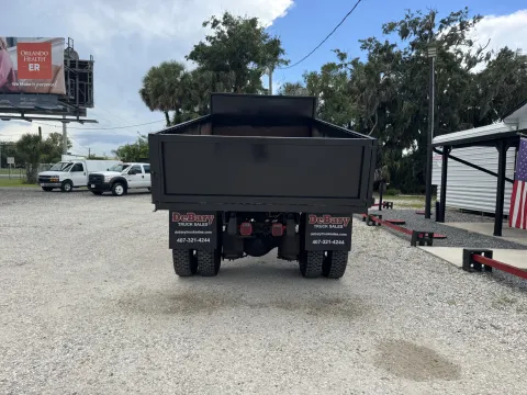 More photos of 2019 International DuraStar 4300 at DeBary Truck Sales, FL