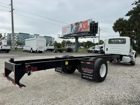 More photos of 2019 International DuraStar 4300 at DeBary Truck Sales, FL