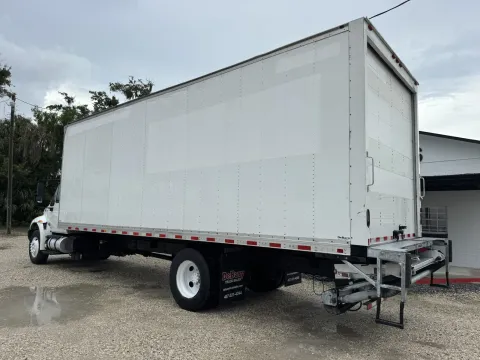 More photos of 2019 International DuraStar 4300 at DeBary Truck Sales, FL