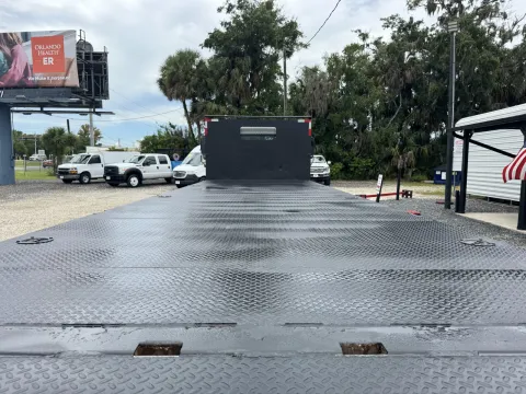 More photos of 2019 Freightliner M2 106 at DeBary Truck Sales, FL