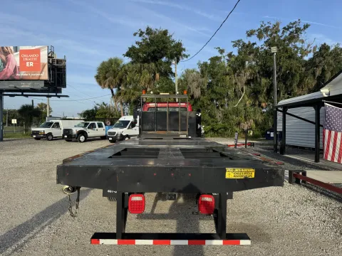 More photos of 2020 FREIGHTLINER M2 BUSINESS CLASS 106 at DeBary Truck Sales, FL