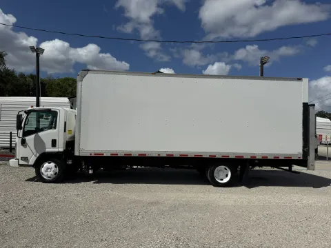Another view of 2020 Isuzu NRR for sale in Sanford, FL at DeBary Truck Sales