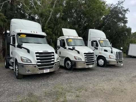 2019 FREIGHTLINER Cascadia 126 for sale in Sanford, FL