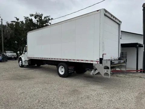 More photos of 2020 FREIGHTLINER M2 BUSINESS CLASS at DeBary Truck Sales, FL
