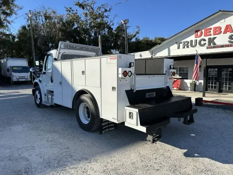 More photos of 2019 Freightliner M2 at DeBary Truck Sales, FL