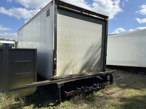 More photos of 2017 Marion Dry Van at DeBary Truck Sales, FL