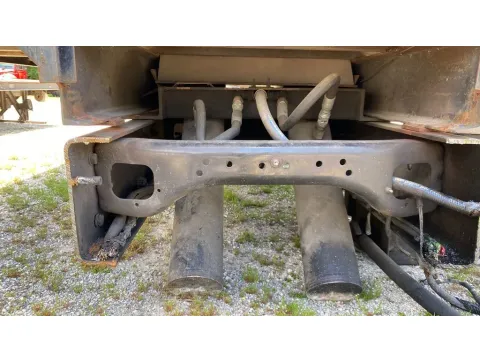 Another view of 2014 Bennett Dump for sale in Sanford, FL at DeBary Truck Sales