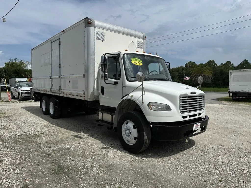 2018 Freightliner M2 106