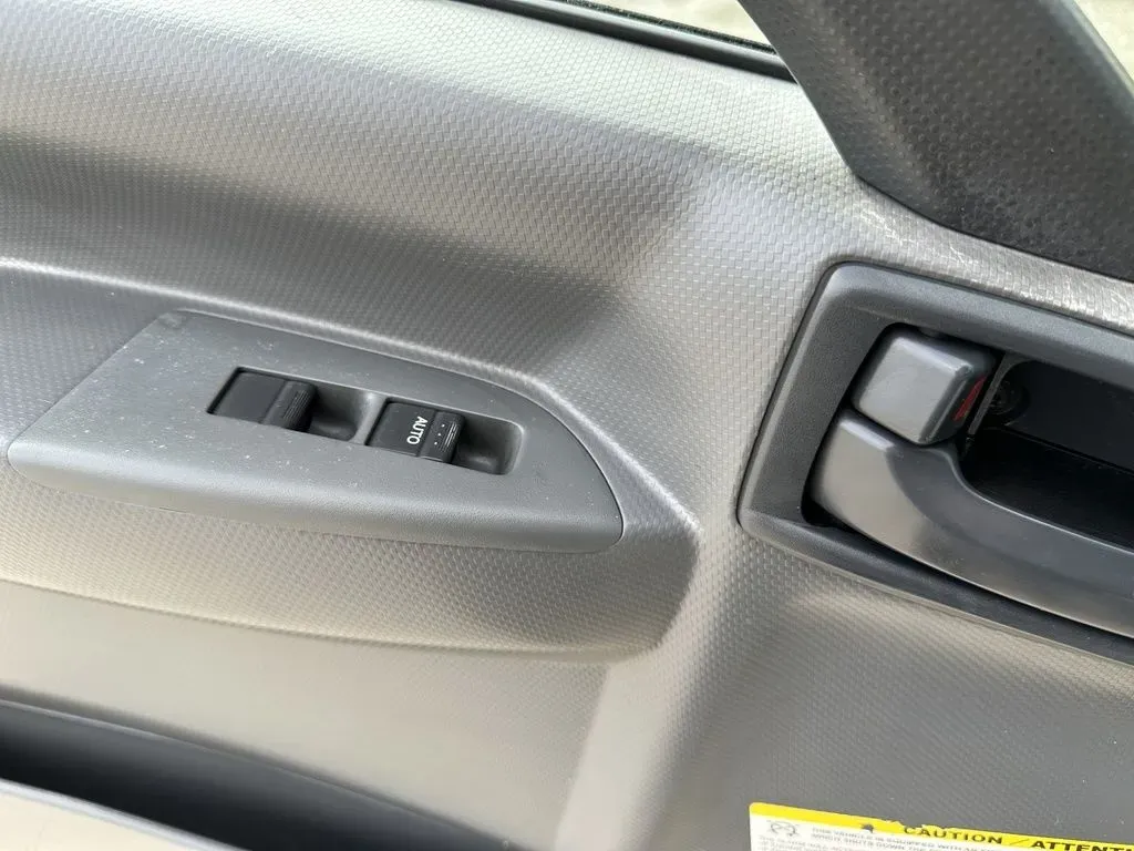 2016 Isuzu NPR XD - Photo 22