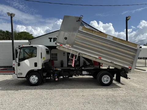 More photos of 2020 Isuzu NPR at DeBary Truck Sales, FL
