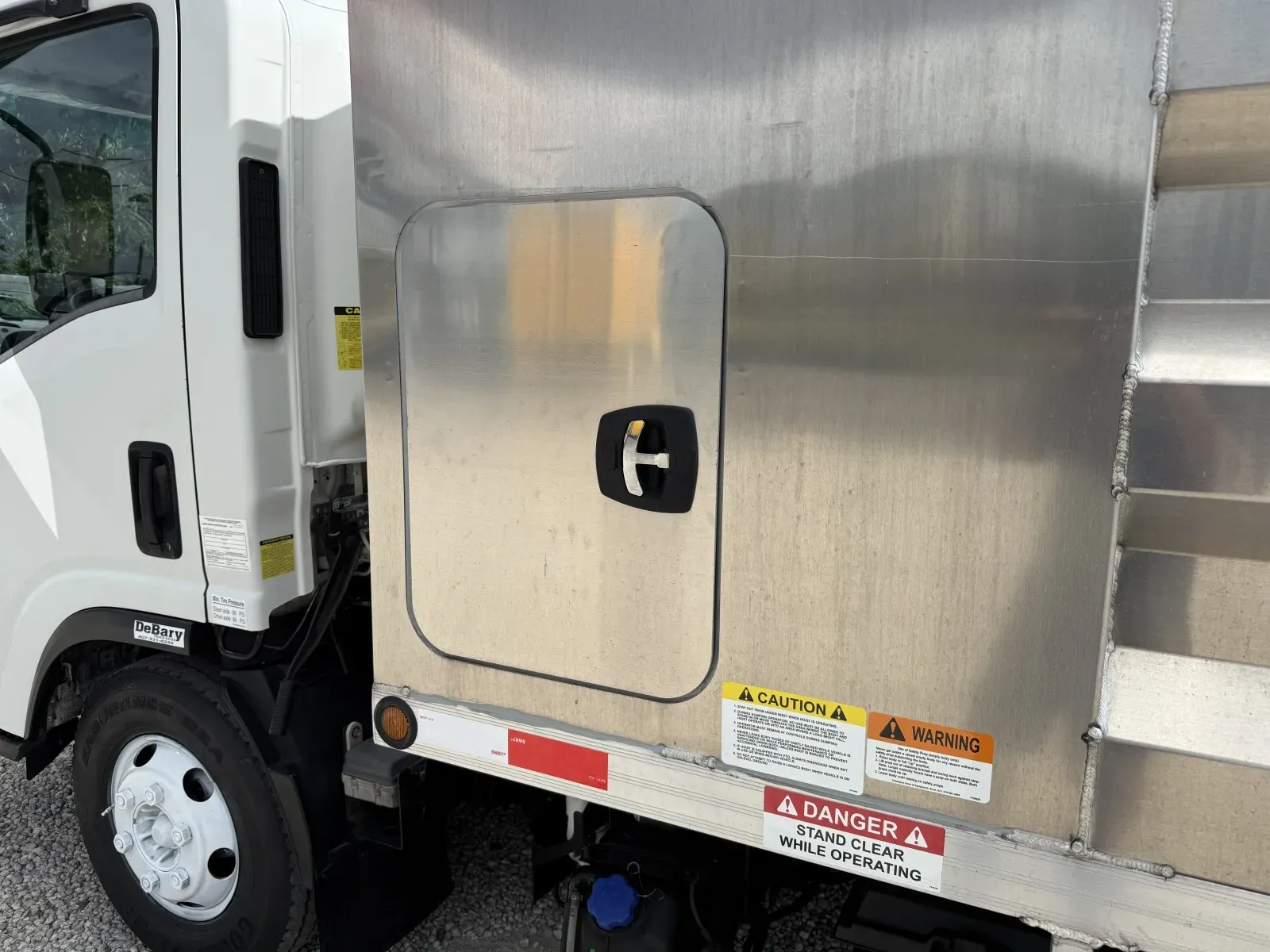 2020 Isuzu NPR HD - Photo 11
