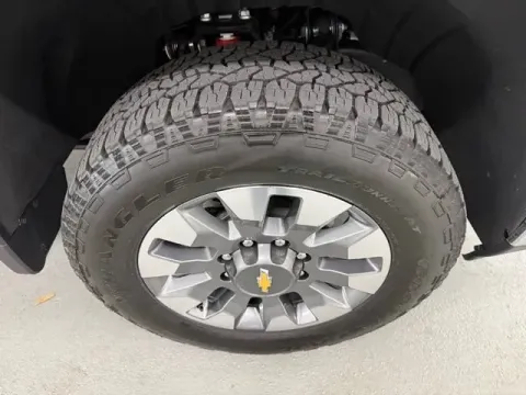 More photos of 2025 Chevrolet Silverado 2500HD LT at Woody Folsom Chevrolet GMC, GA