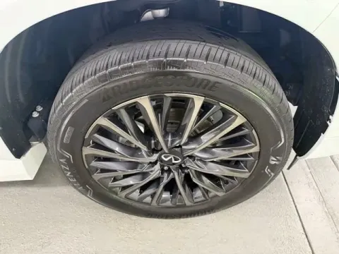 More photos of 2025 INFINITI QX80 AUTOGRAPH at Woody Folsom Chevrolet GMC, GA