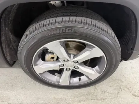 More photos of 2021 Jeep Grand Cherokee L Limited at Woody Folsom Chevrolet GMC, GA