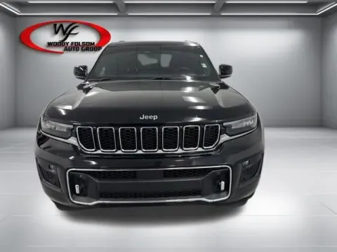 Photos of 2022 Jeep Grand Cherokee Overland for sale in Baxley, GA at Woody Folsom Chevrolet GMC