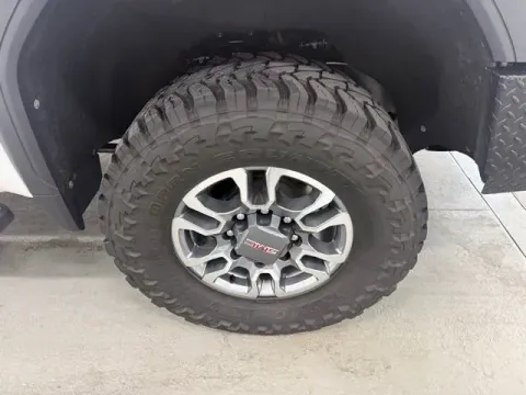 More photos of 2022 GMC Sierra 3500HD SLT at Woody Folsom Chevrolet GMC, GA