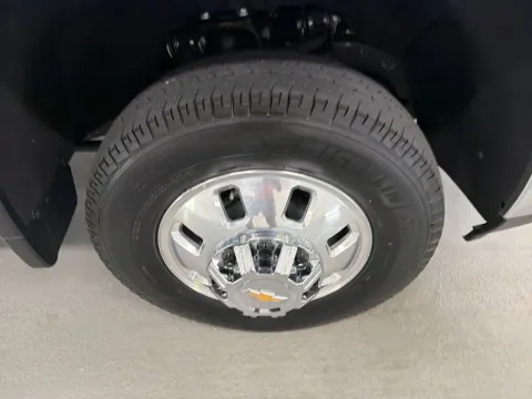 More photos of 2025 Chevrolet Silverado 3500HD LT at Woody Folsom Chevrolet GMC, GA