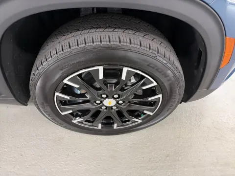 More photos of 2025 Chevrolet Traverse FWD LT at Woody Folsom Chevrolet GMC, GA