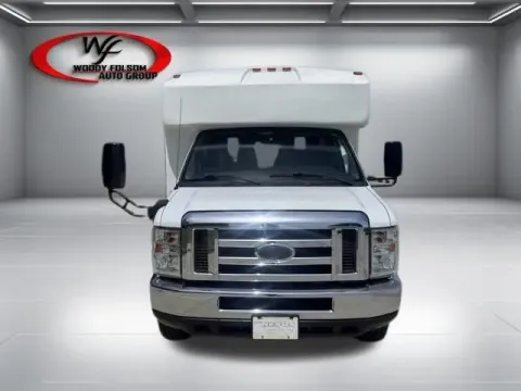 Photos of 2015 Ford Econoline Commercial Cutaway for sale in Baxley, GA at Woody Folsom Chevrolet GMC