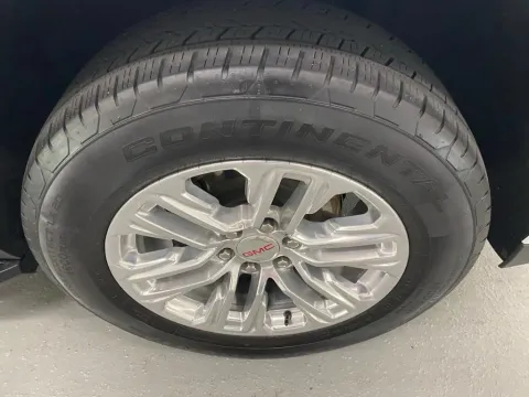 More photos of 2024 GMC Yukon SLT at Woody Folsom Chevrolet GMC, GA
