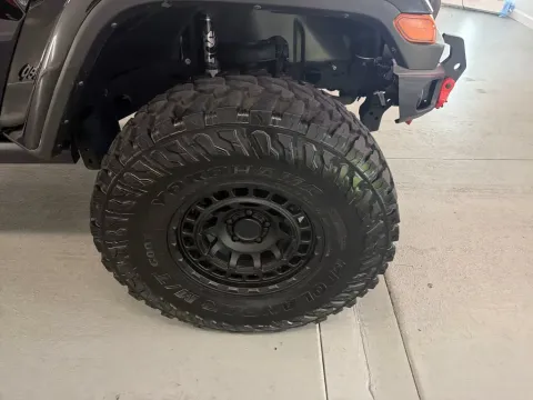 More photos of 2024 Jeep Gladiator Willys at Woody Folsom Chevrolet GMC, GA