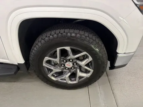 More photos of 2026 GMC Sierra 1500 SLT at Woody Folsom Chevrolet GMC, GA