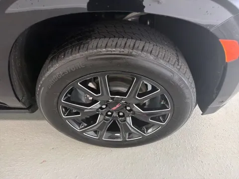 More photos of 2024 GMC Yukon Denali Ultimate at Woody Folsom Chevrolet GMC, GA