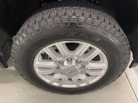 More photos of 2024 GMC Sierra 2500 HD SLT at Woody Folsom Chevrolet GMC, GA