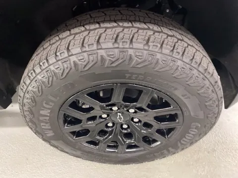 More photos of 2026 Chevrolet Colorado 4WD Trail Boss at Woody Folsom Chevrolet GMC, GA