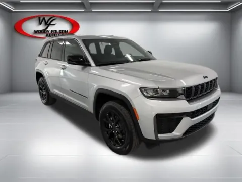 Another view of 2026 Jeep Grand Cherokee Laredo Altitude for sale in Baxley, GA at Woody Folsom CDJR of Baxley