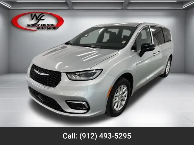 Silver 2026 Chrysler Pacifica Select for sale in Baxley, GA