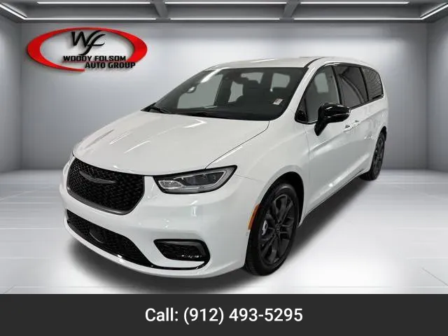 White 2026 Chrysler Pacifica Select for sale in Baxley, GA