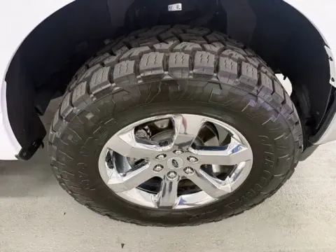 More photos of 2022 Ford F-150 LARIAT at Woody Folsom CDJR of Baxley, GA