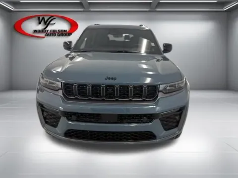 Photos of 2026 Jeep Grand Cherokee L Limited Reserve for sale in Baxley, GA at Woody Folsom CDJR of Baxley