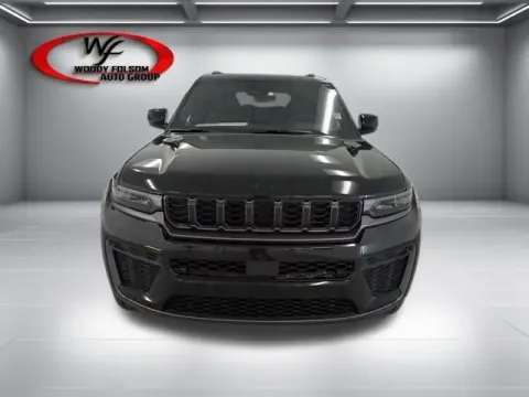 Photos of 2026 Jeep Grand Cherokee L Laredo Altitude for sale in Baxley, GA at Woody Folsom CDJR of Baxley