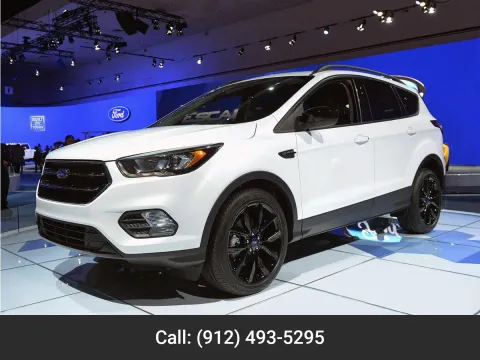 White 2019 Ford Escape Titanium for sale in Baxley, GA