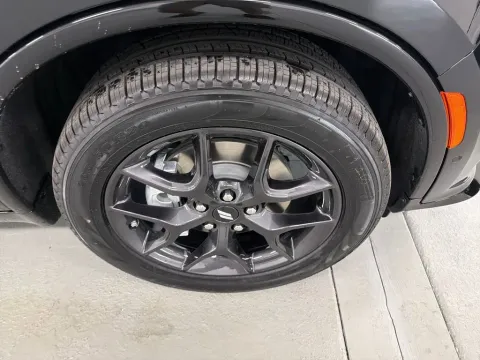 More photos of 2026 Dodge Durango GT Plus HEMI V8 at Woody Folsom CDJR of Baxley, GA
